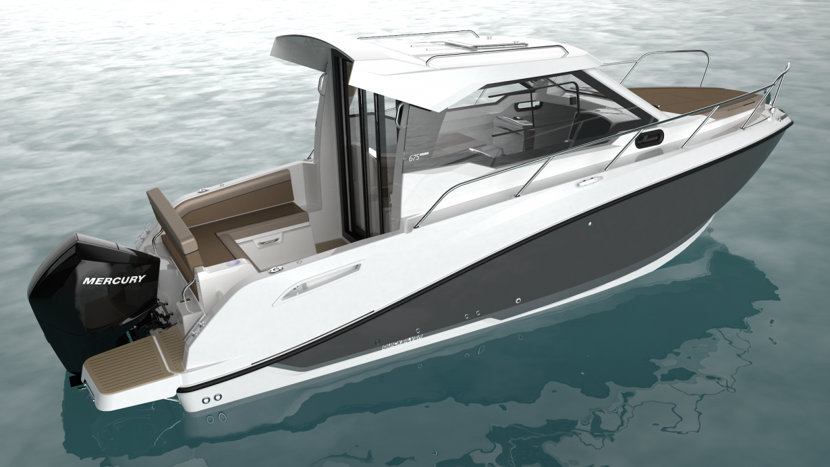 Quicksilver 675 Weekend ensiesittelyssä Uivassa venenäyttelyssä